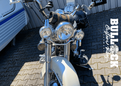 Harley Davidson Twin Cam Heritage Custom Bike