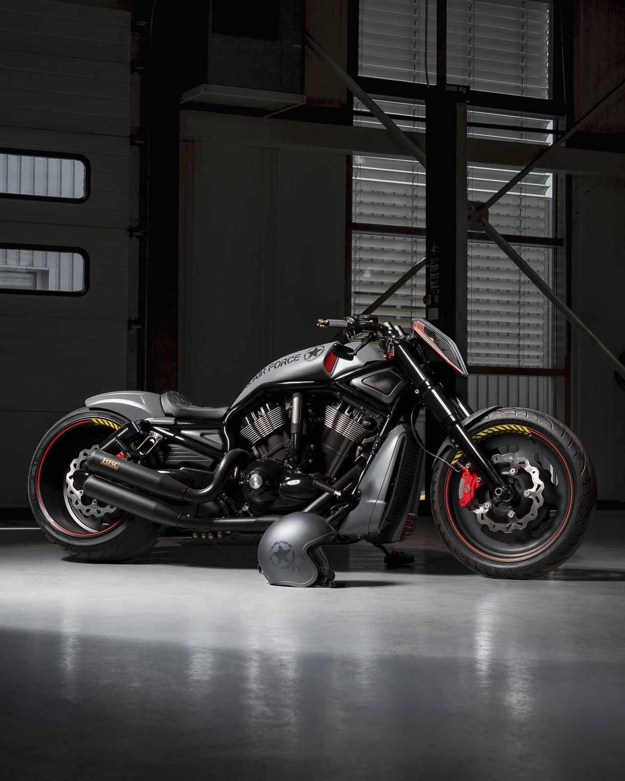 Harley Davidson V-Rod Custom Bike Harley Davidson V-Rod Custom Bike